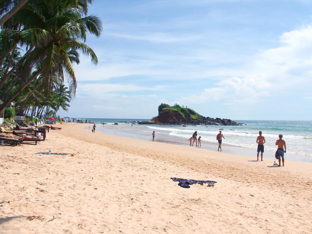 Sooriya Sewana Guest House Banduramulla Bagian luar foto